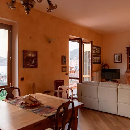 La Casa Dei Nonni Holiday home Lerici